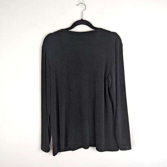 Chico's Travelers Stretch Black V-neck Single Knot Button Closure Size 2|Large - Picture 4 of 6